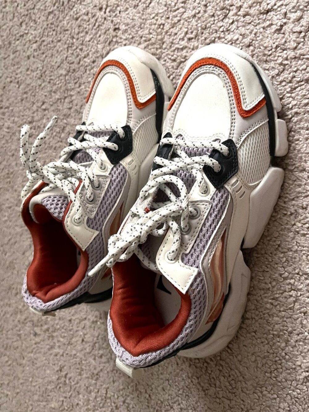 Zara Sneakers
